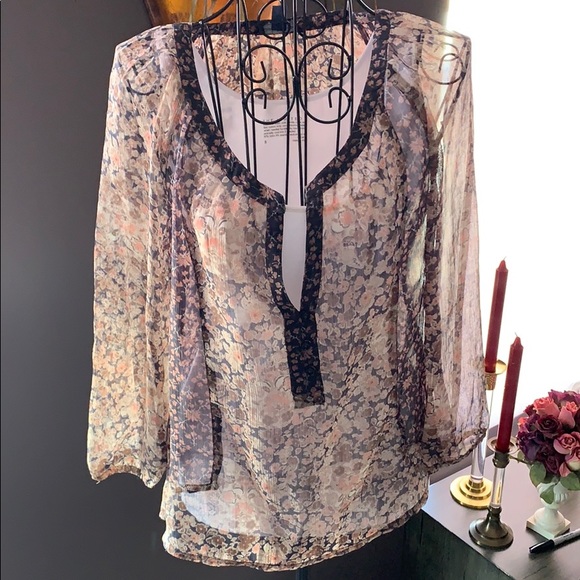 3 for $40 American eagle sheer peasant top - Picture 2 of 4